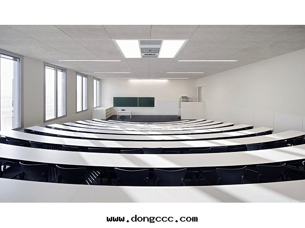 光(guāng)生(shēng)物(wù)空(kōng)气(qì)淨化(huà)機(jī)-學(xué)校(xiào)