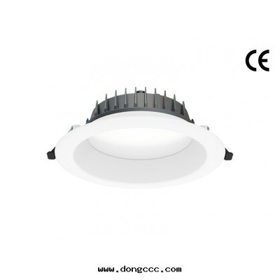 4寸(cùn)Led筒燈(dēng)，900流明(míng)，3000K, 4000K, 6000K, 3 CCT可(kě)調，220V - 240V筒燈(dēng)